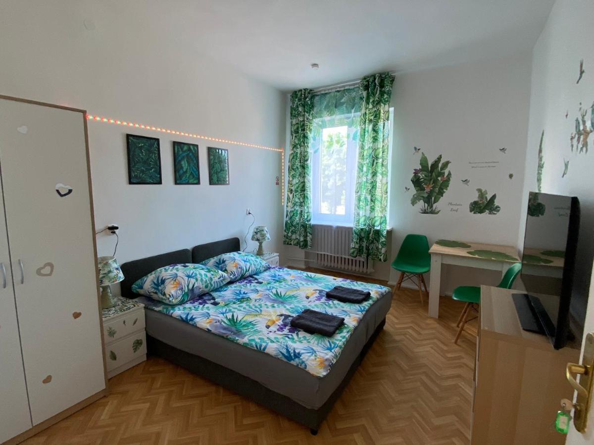 Jungle Rooms Gdańsk Extérieur photo